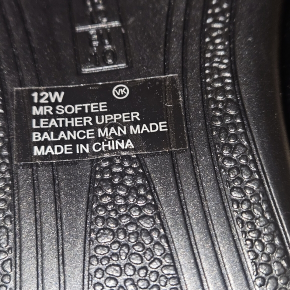 AEROSOLES Black Patent Loafers Style Mr. Softee - Picture 5 of 5